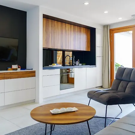 Bikin Apartment